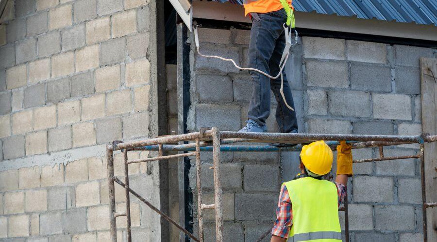 Expert Emergency Roof Repairs services in Solen, ND